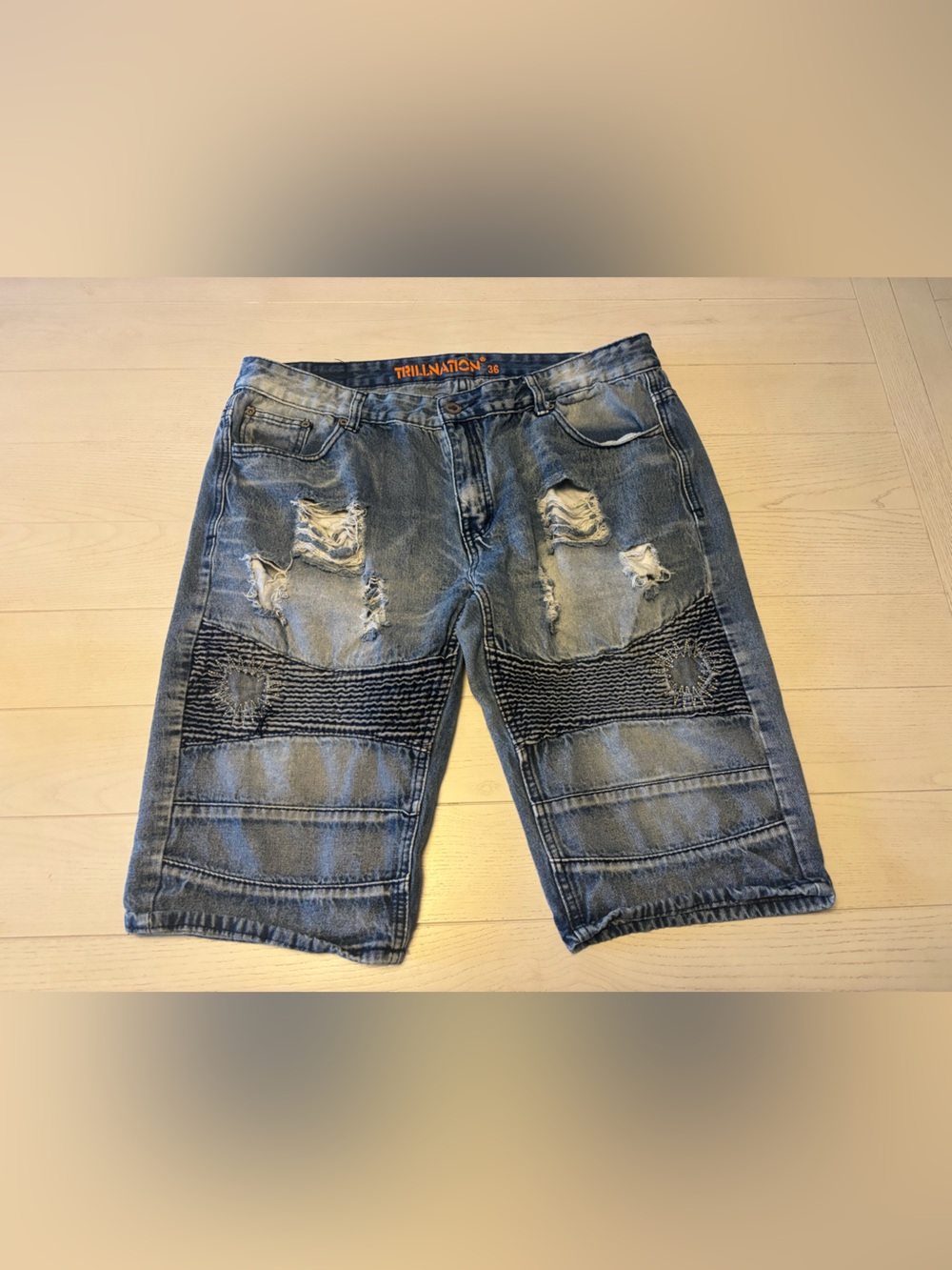 Trillnation distressed denim shorts 36 waist